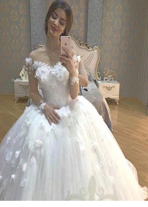 Lovely Elegant Off Shoulder Short Sleeve Sweetheart White Appliques Ball Gown Wedding Dresses. DB0281