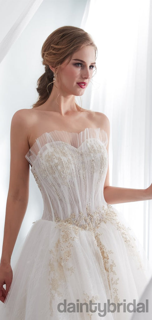 Elegant sweatheart long train lace up back A-line tulle lace applique wedding dress. DB0039